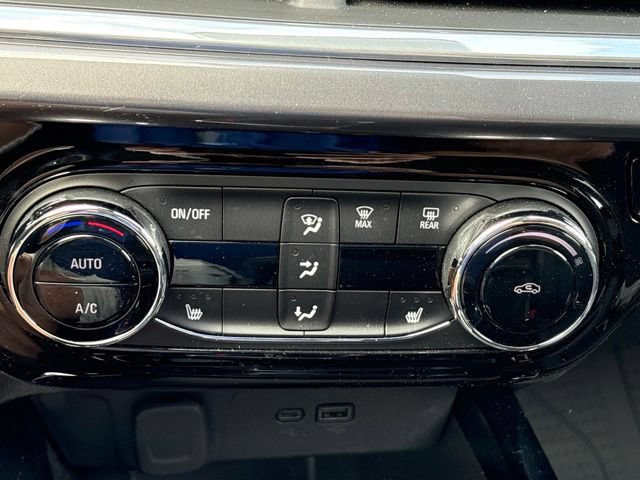 Certified 2024 Chevrolet Trax ACTIV w/ Driver Confidence Package FWD image 16