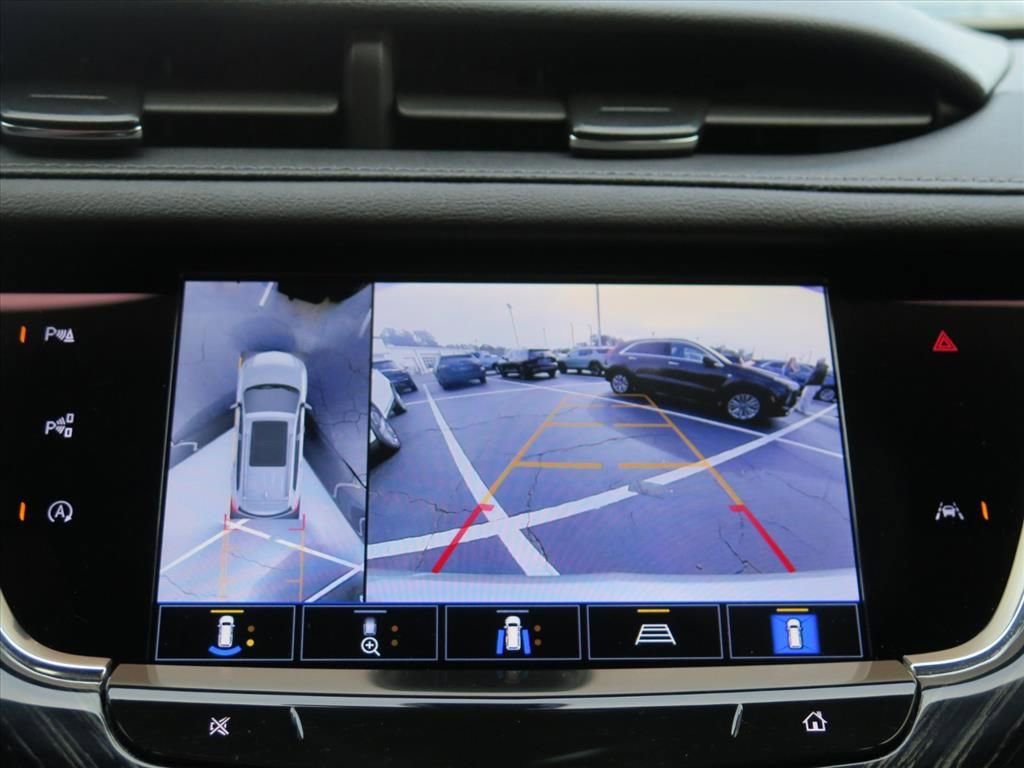 Used 2024 Cadillac XT6 Premium Luxury w/ Technology Package image 18