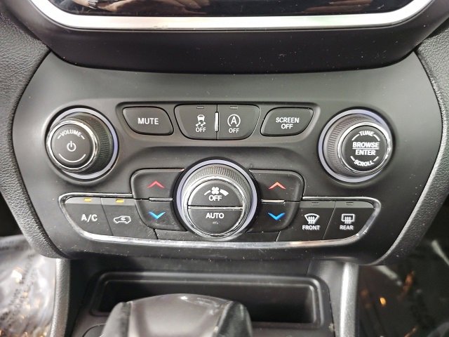 Certified 2022 Jeep Cherokee Limited w/ Mopar Interior Package image 22