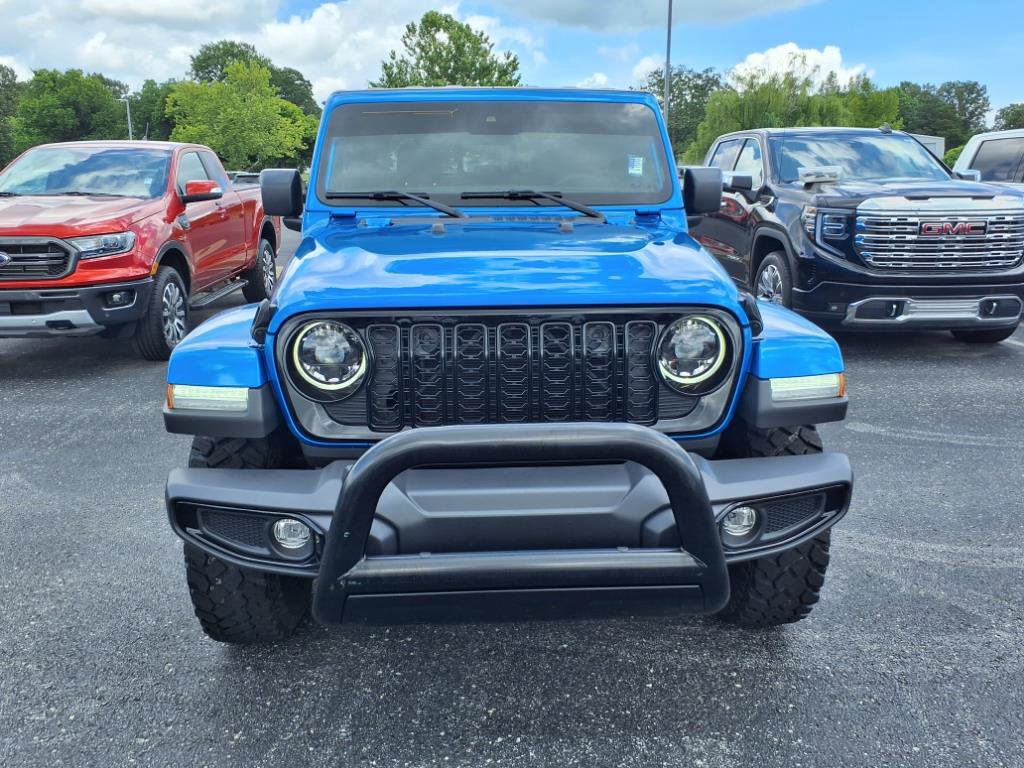 Used 2024 Jeep Gladiator Sport image 10