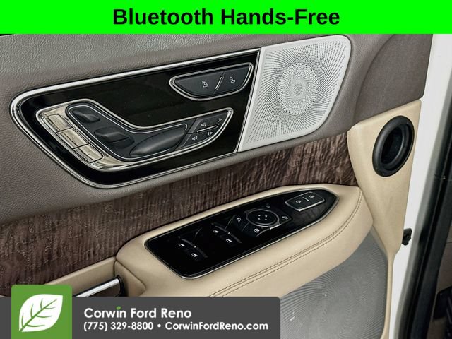 Used 2022 Lincoln Navigator Reserve AWD/4WD image 18