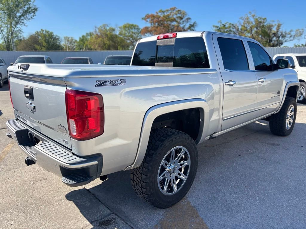 Used 2017 Chevrolet Silverado 1500 LTZ Z71 w/ LTZ Plus Package image 5