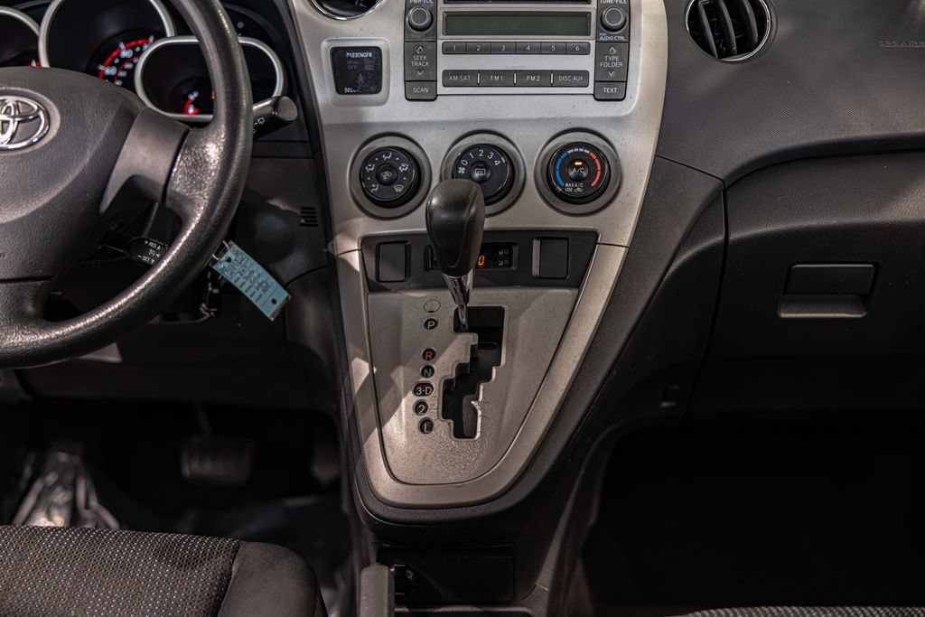 Used 2009 Toyota Matrix FWD image 30