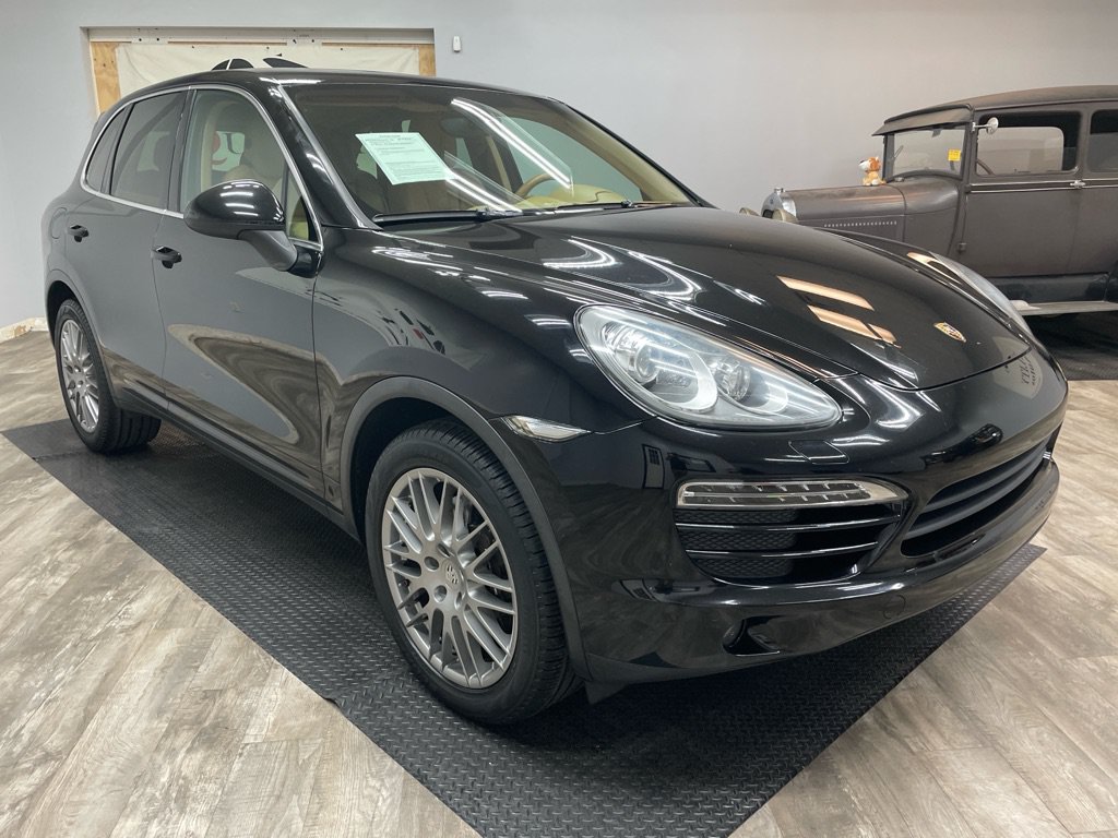 Used 2012 Porsche Cayenne AWD/4WD image 3