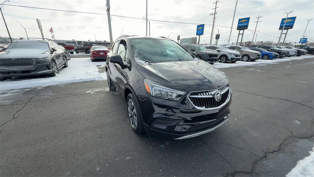 Used 2022 Buick Encore Preferred w/ Safety Package image 2