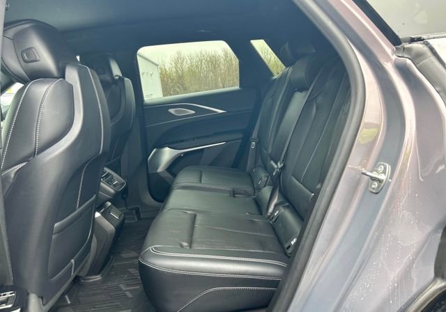 Certified 2024 Cadillac Lyriq Sport w/ LPO, Floor Liner Package AWD/4WD image 6