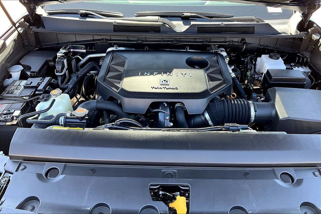 Used 2025 INFINITI QX80 Pure AWD/4WD image 10