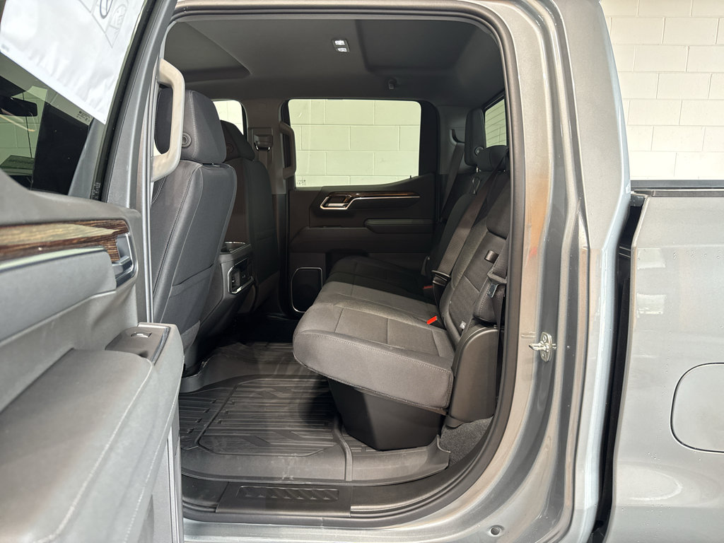 New 2026 GMC Sierra 1500 Elevation w/ Preferred Package AWD/4WD image 13