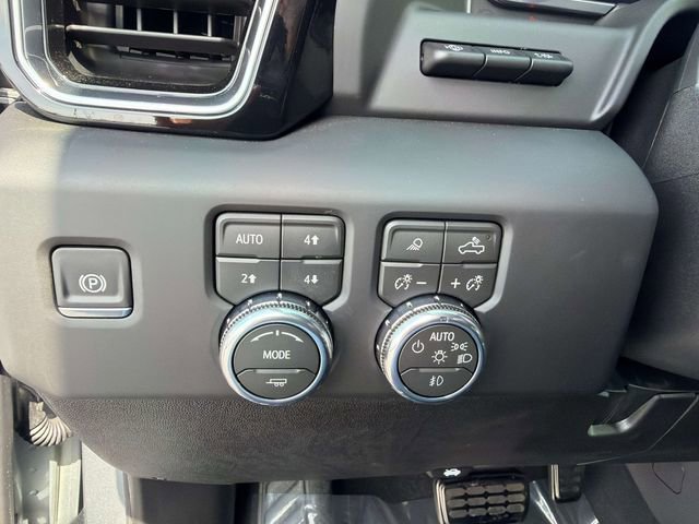 New 2026 GMC Sierra 2500 Denali w/ Denali Reserve Package image 33