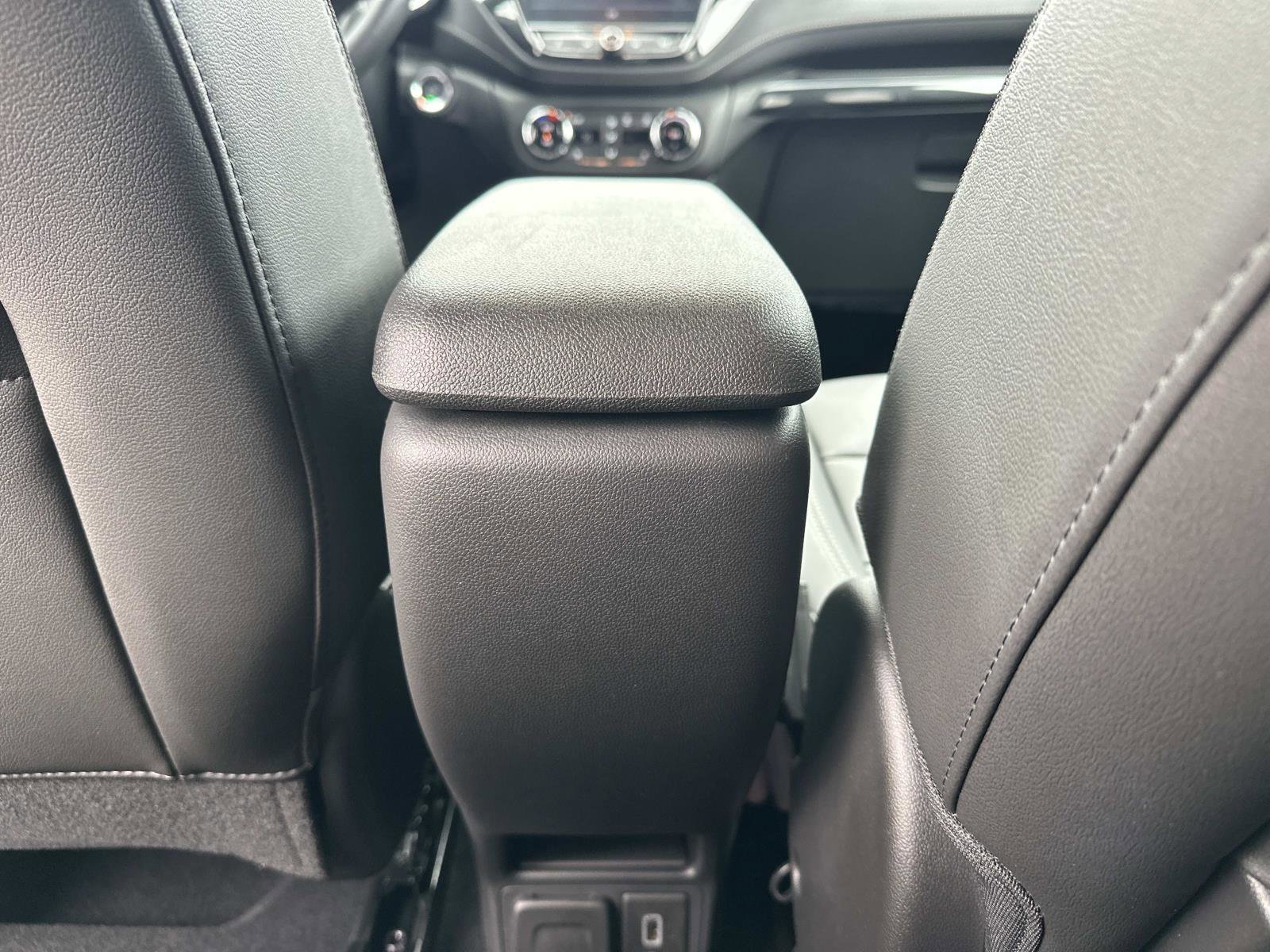 Certified 2023 Chevrolet TrailBlazer ACTIV w/ Convenience Package AWD/4WD image 13