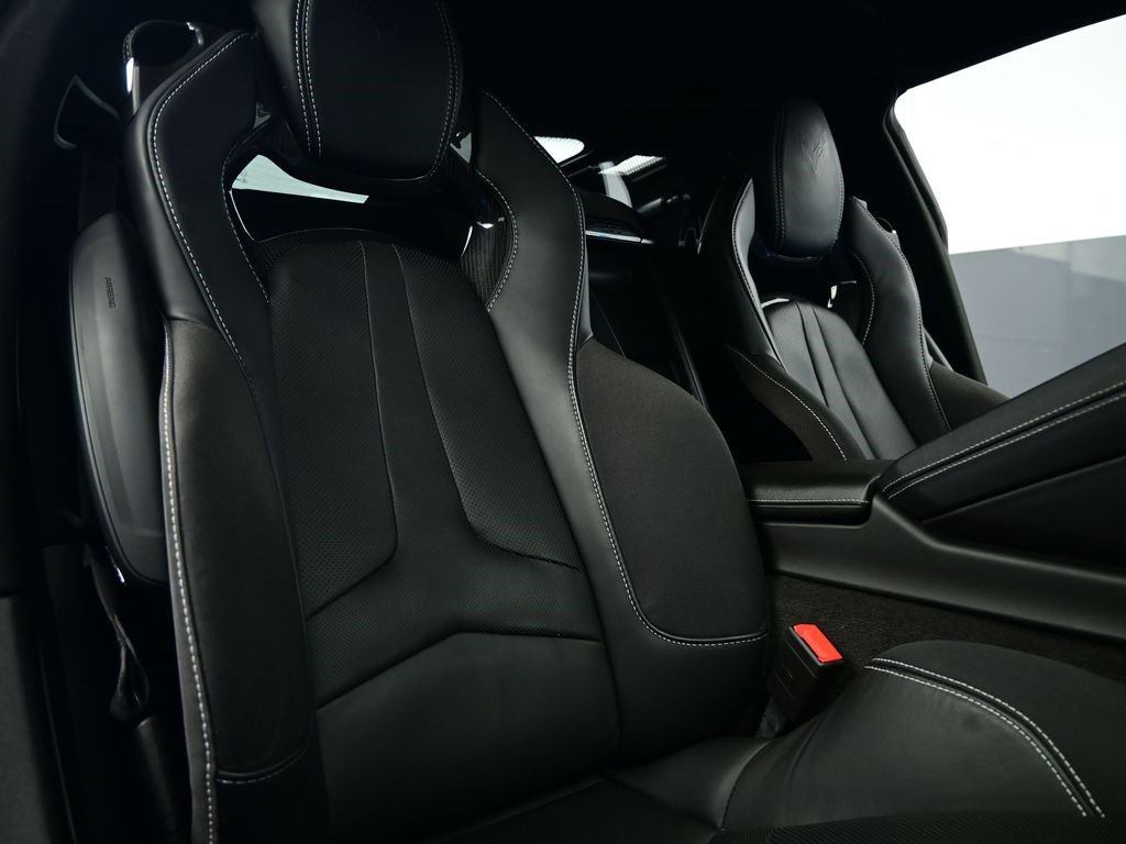 Used 2023 Chevrolet Corvette Stingray w/ Z51 Performance Package image 63