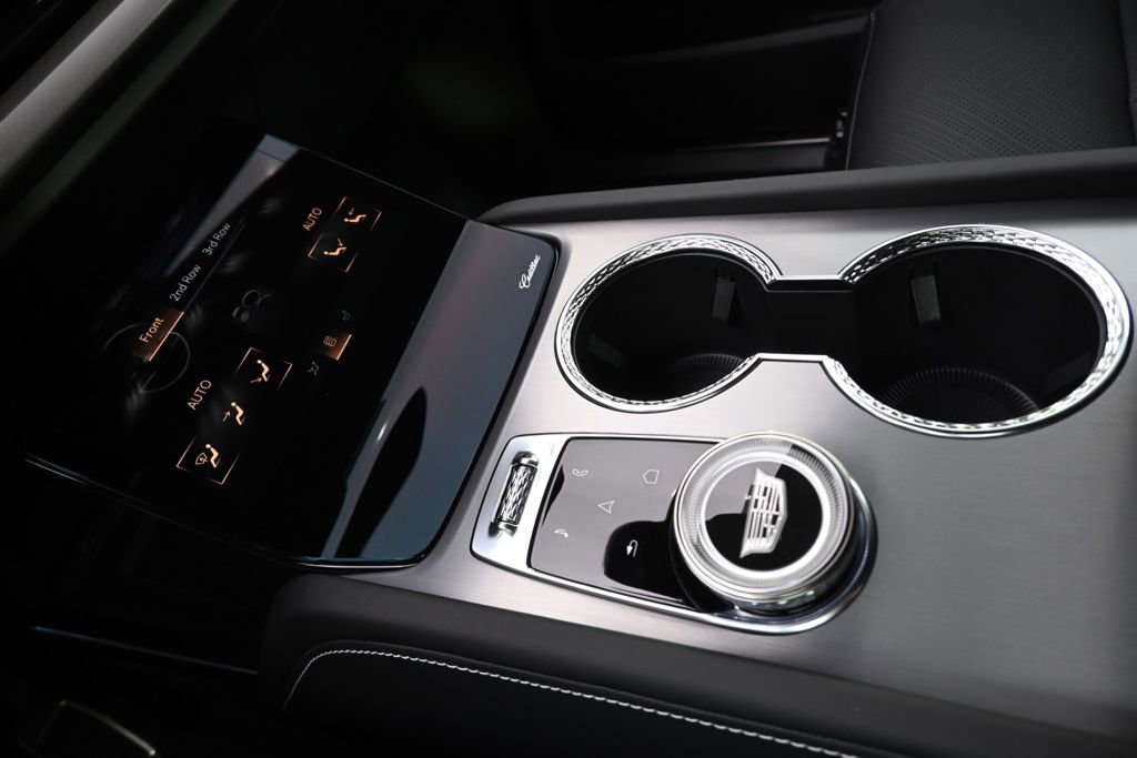 New 2026 Cadillac Vistiq Platinum image 30