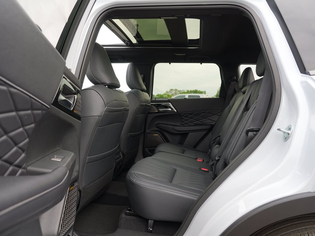New 2026 Mitsubishi Outlander SEL Black Edition AWD/4WD image 20