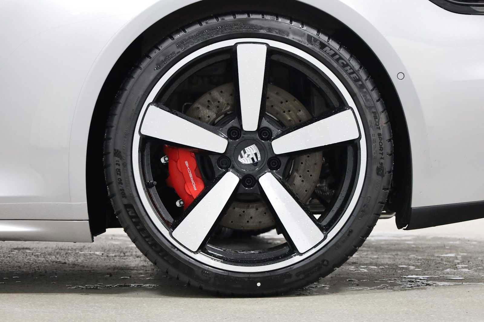 New 2026 Porsche 911 Carrera S image 38