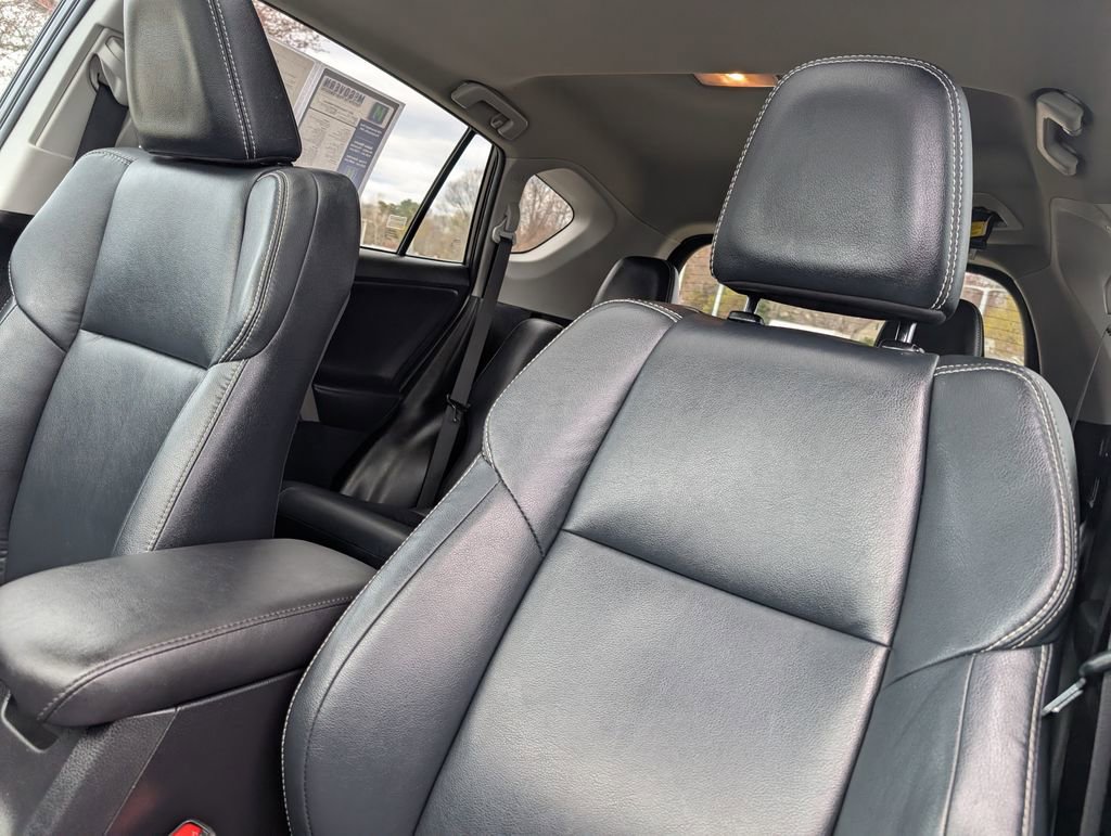 Used 2017 Toyota RAV4 Platinum AWD/4WD image 19