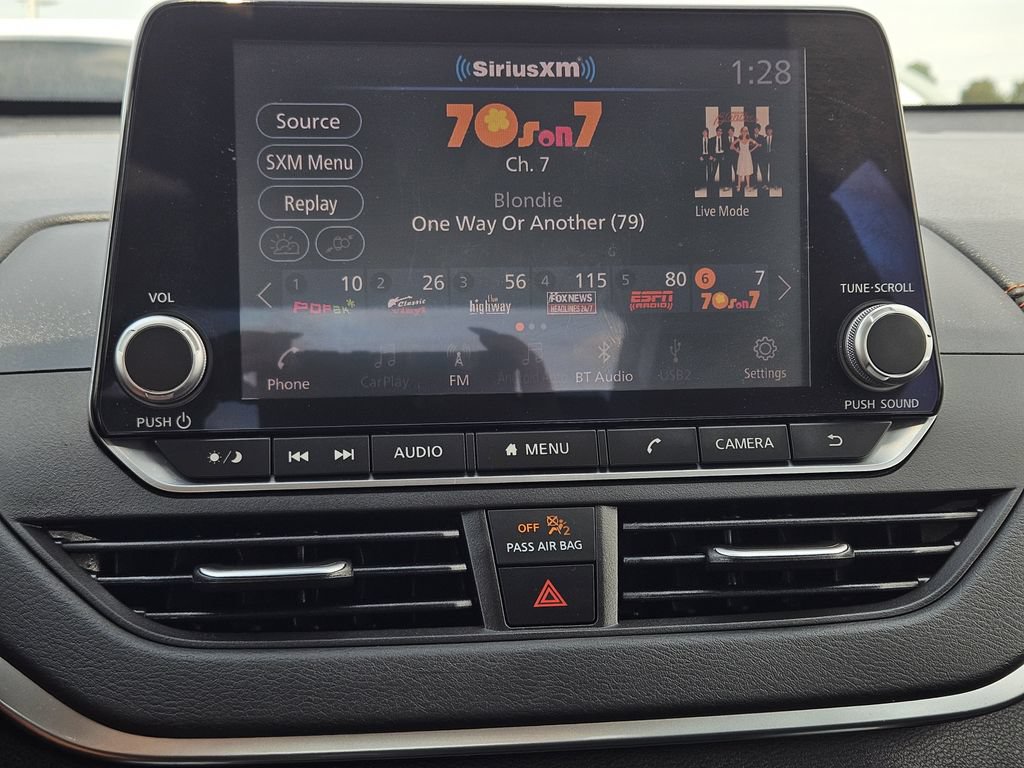 Used 2021 Nissan Altima 2.5 SR FWD image 17