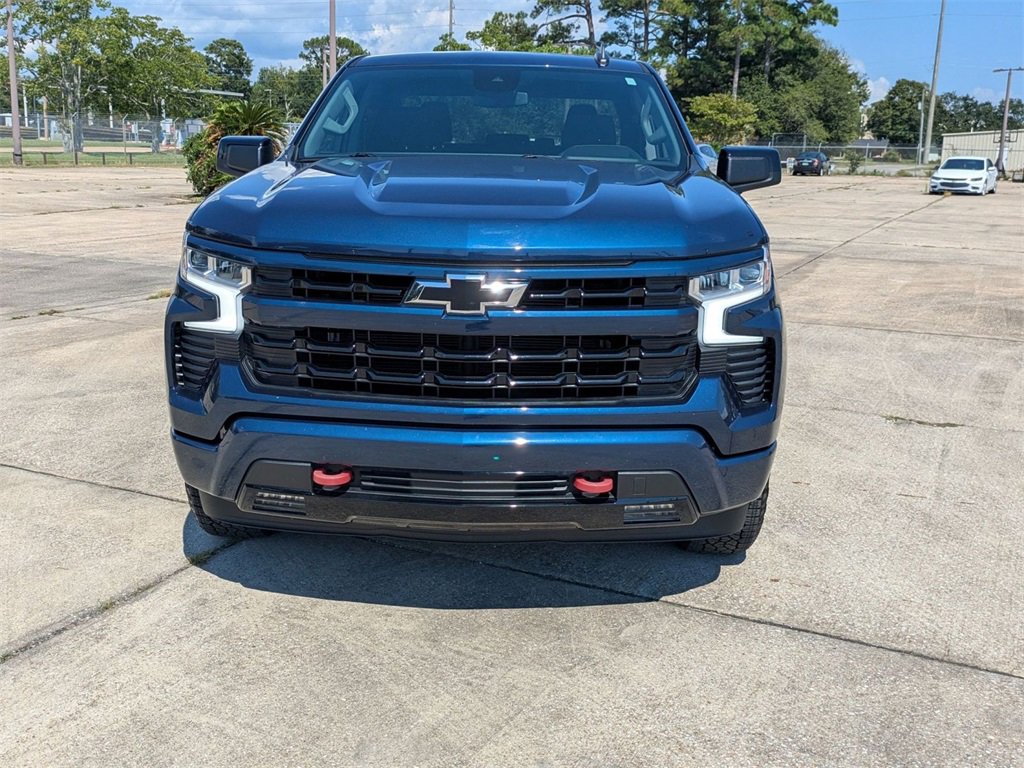 Used 2023 Chevrolet Silverado 1500 RST w/ Z71 Off-Road Package image 2