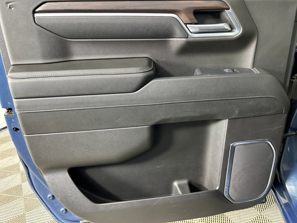 Used 2024 GMC Sierra 1500 SLT image 17