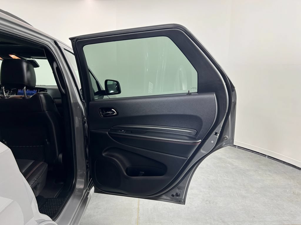 Used 2025 Dodge Durango GT AWD/4WD image 25