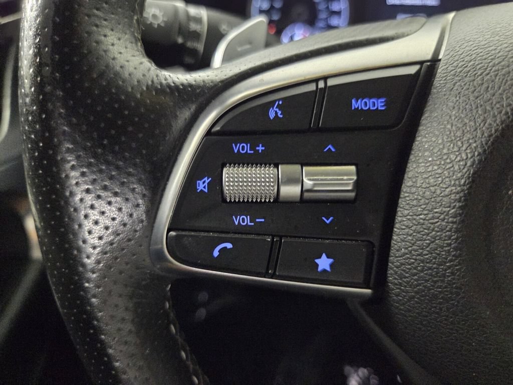 Used 2022 Genesis G70 3.3T RWD image 18