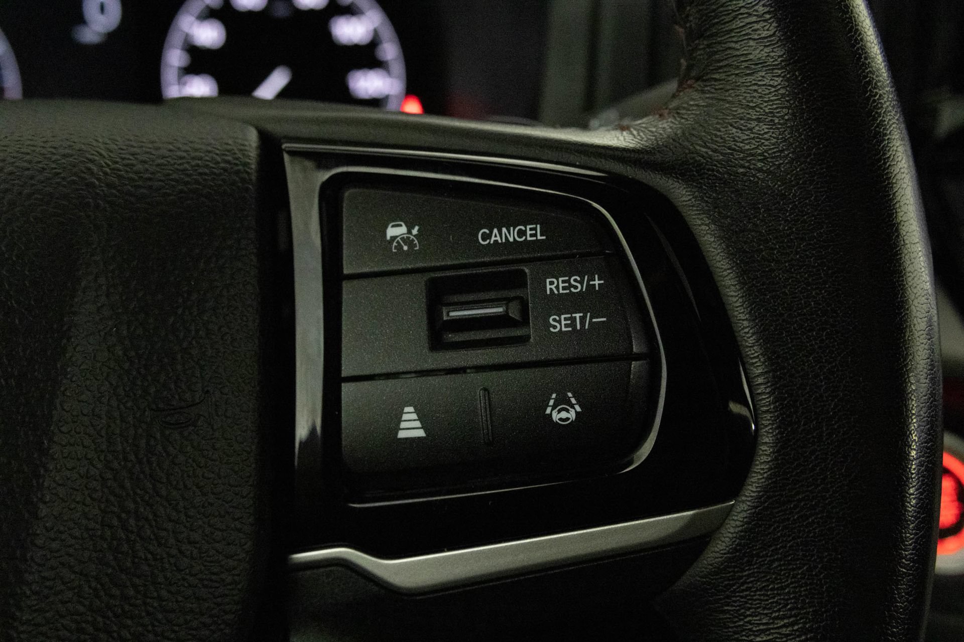 Used 2025 Honda Odyssey Sport-L image 26