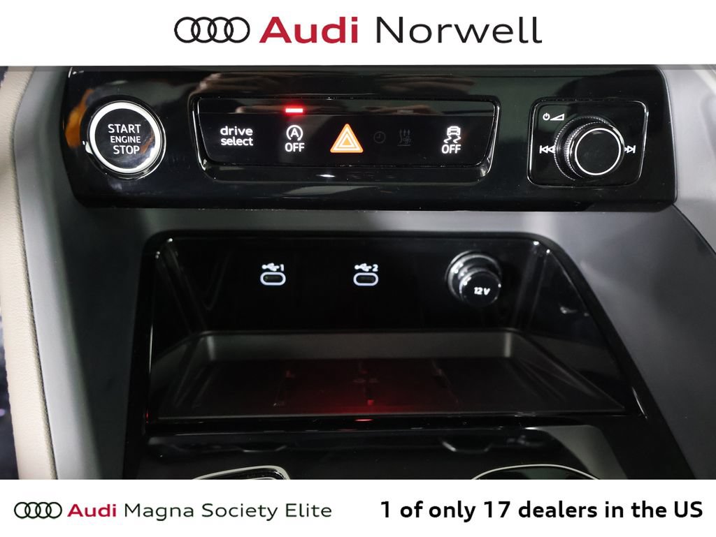 Used 2025 Audi Q5 Premium Plus AWD/4WD image 6