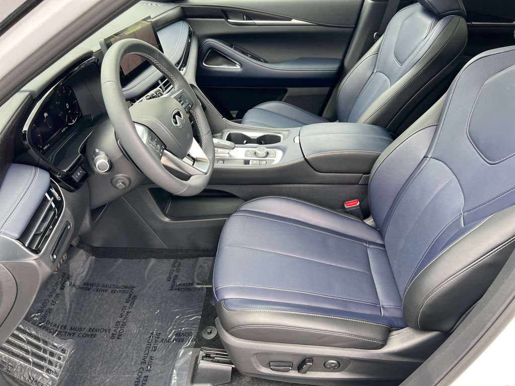 Certified 2026 INFINITI QX60 Sport w/ Dark Cargo Package AWD/4WD image 9
