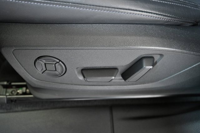 Used 2024 Audi Q3 2.0T Premium image 25