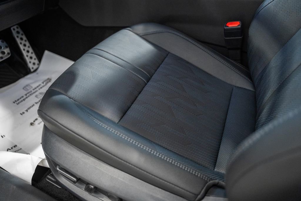 New 2026 Toyota Camry XSE FWD image 33