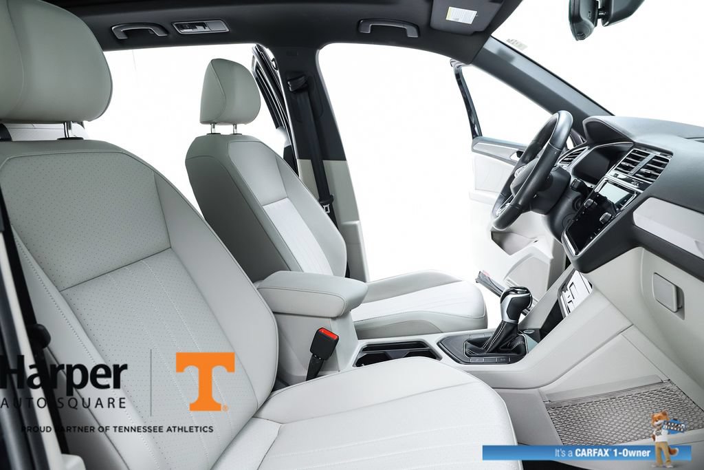 Used 2024 Volkswagen Tiguan SE R-Line FWD image 35