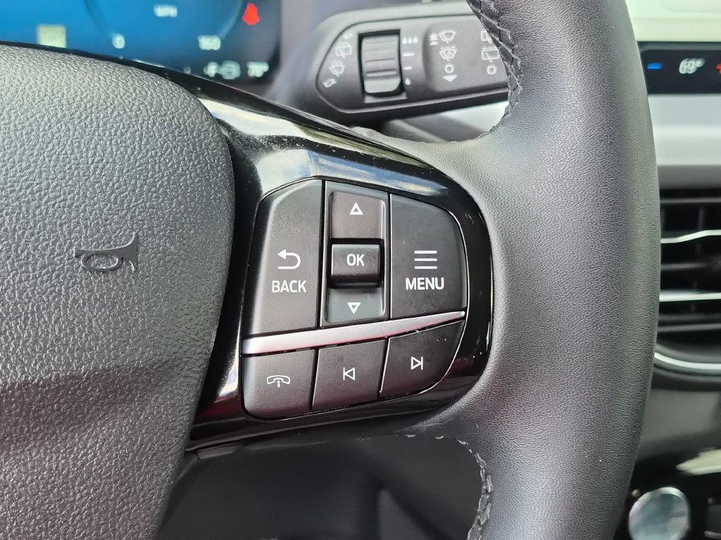 Certified 2023 Ford Escape Platinum w/ Premium Technology Package AWD/4WD image 25