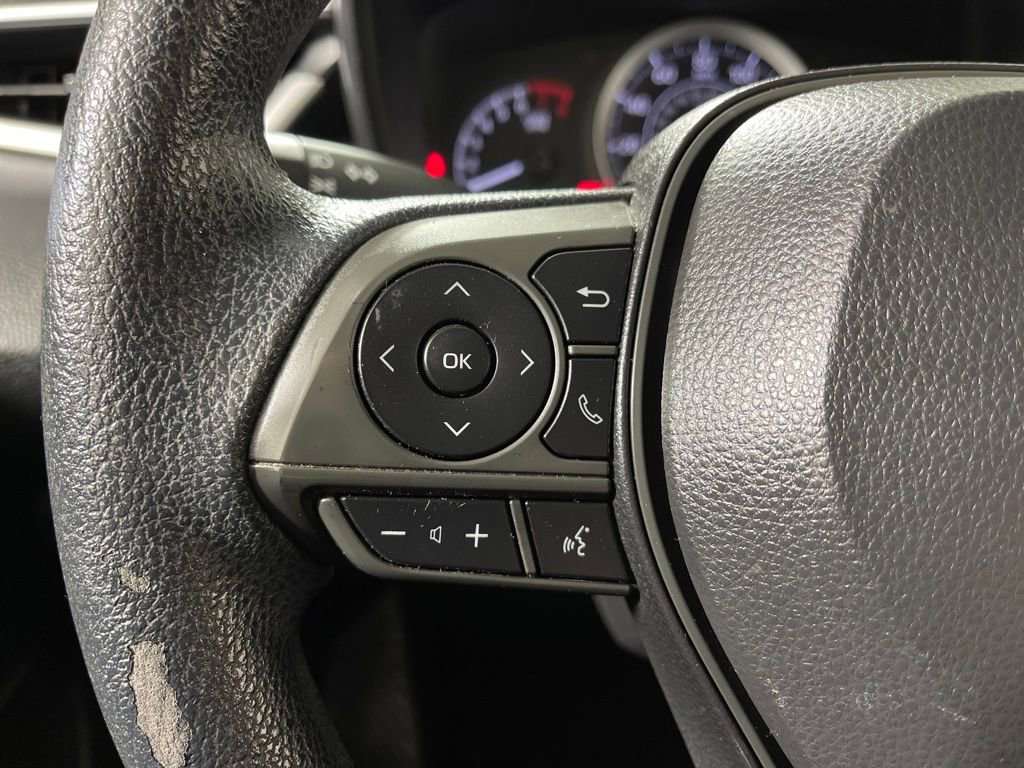 Used 2021 Toyota Corolla LE image 26