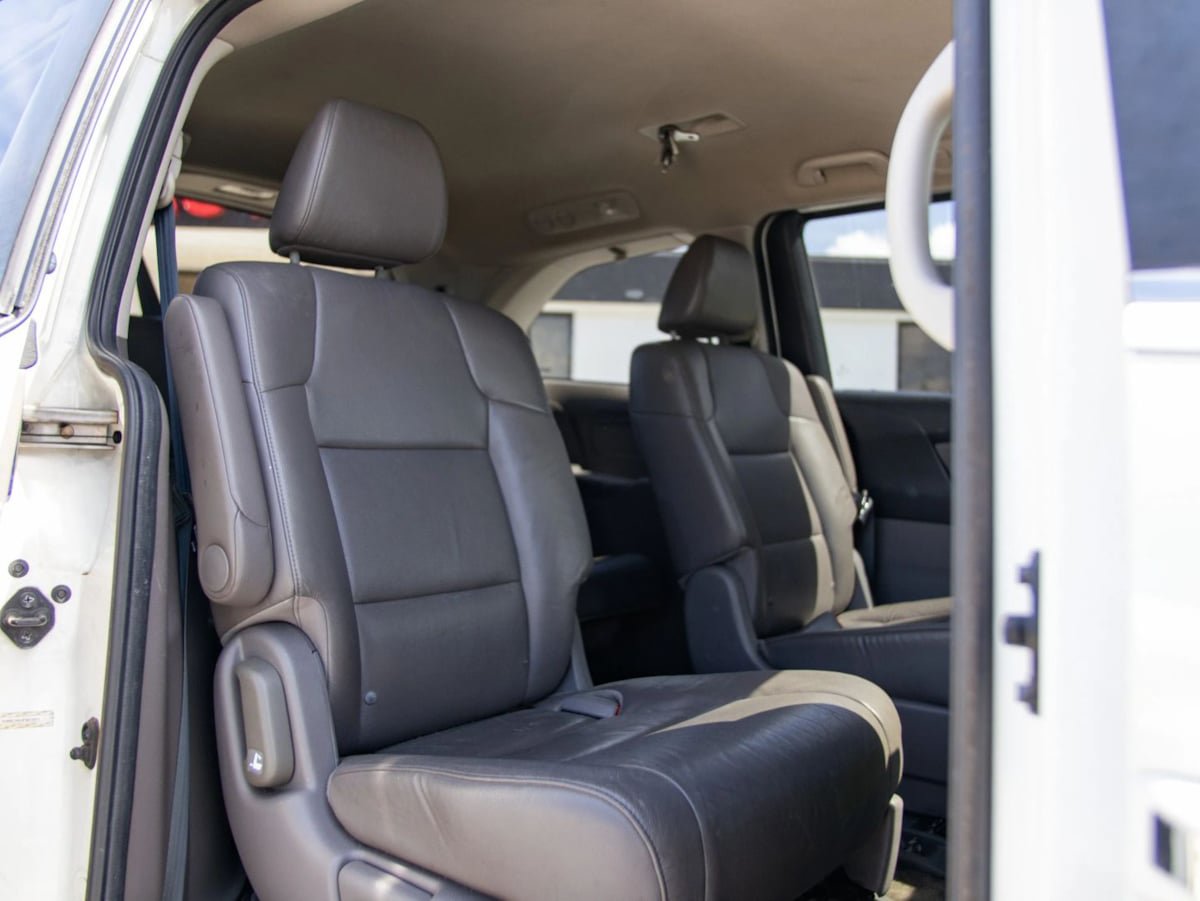 Used 2015 Honda Odyssey EX-L image 24