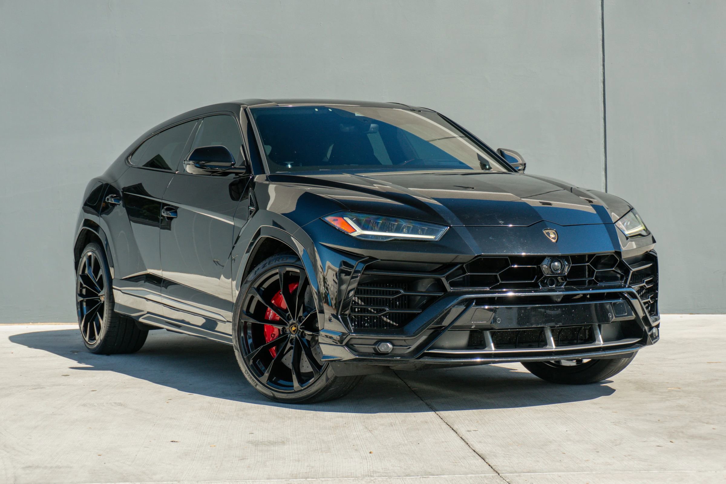 Used 2020 Lamborghini Urus image 5