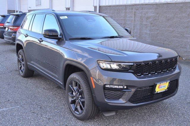 New 2025 Jeep Grand Cherokee Limited video 2
