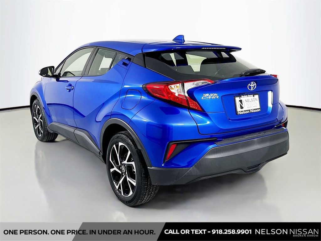 Used 2020 Toyota C-HR XLE image 7