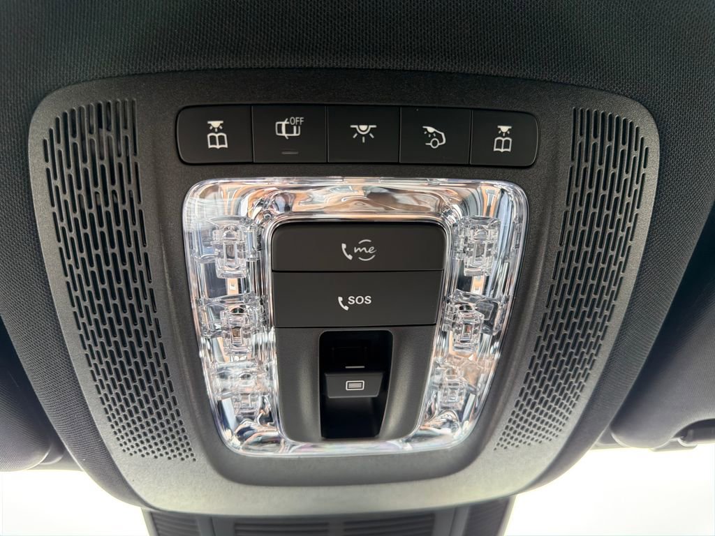 Used 2025 Mercedes-Benz GLE 350 4MATIC image 25