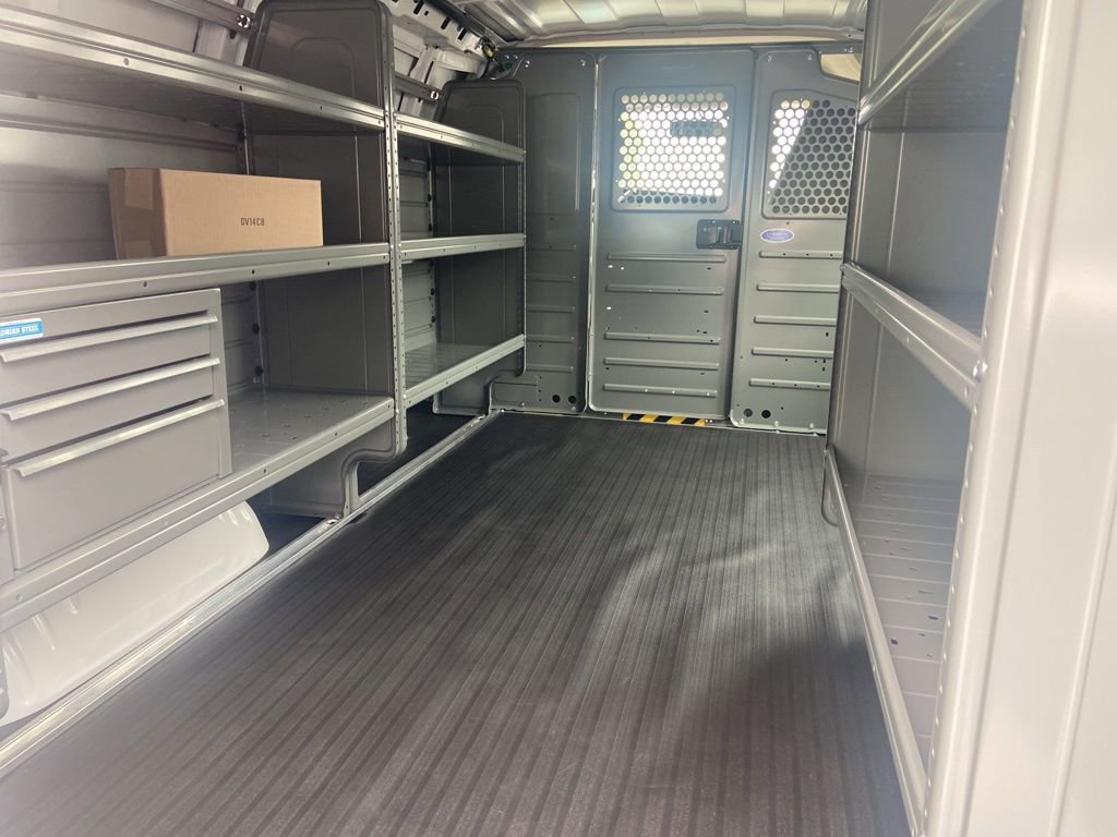 New 2025 Chevrolet Express 2500 Work Van w/ Driver Convenience Package image 5