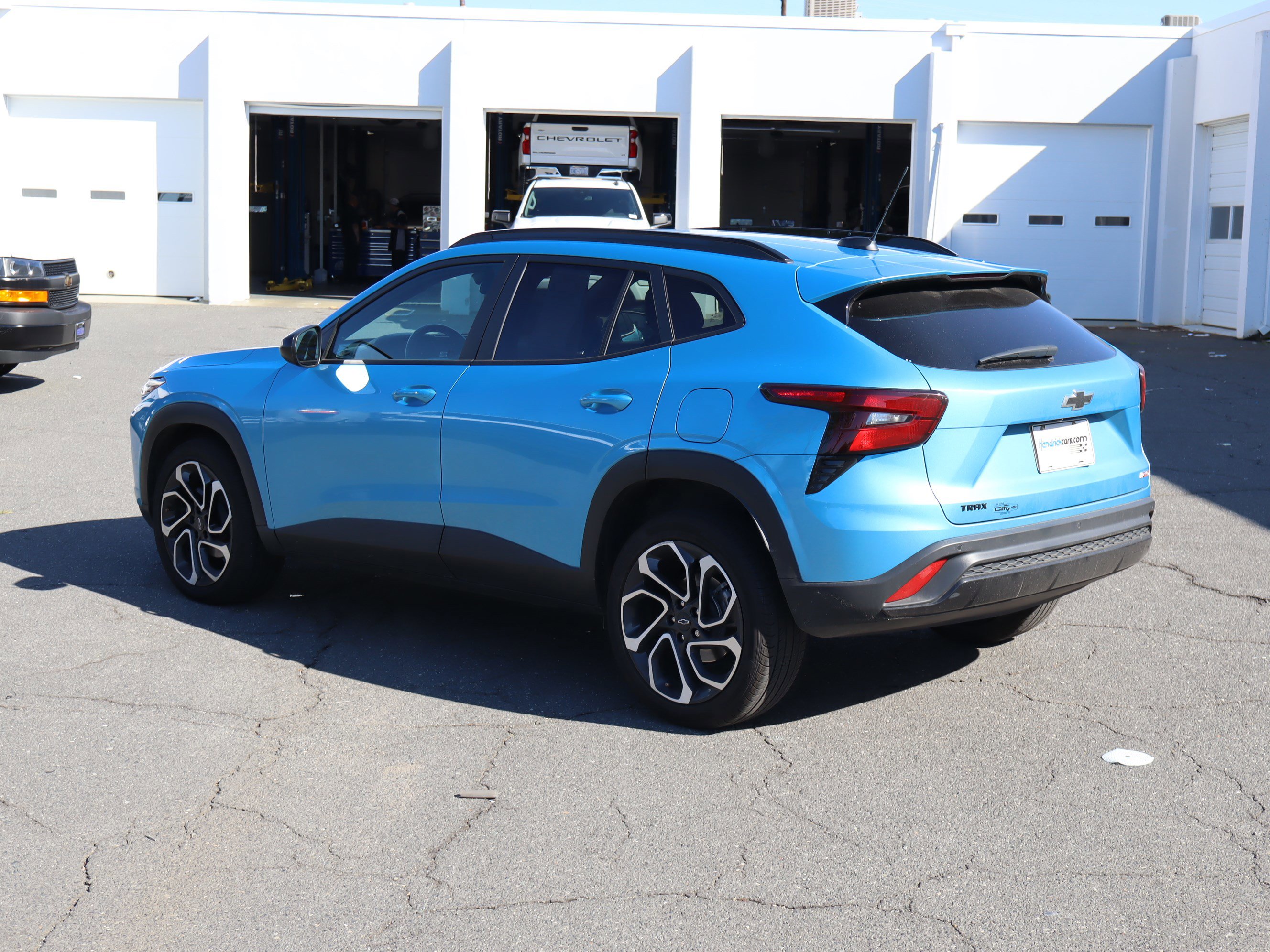Used 2025 Chevrolet Trax RS w/ Driver Confidence Package FWD image 8