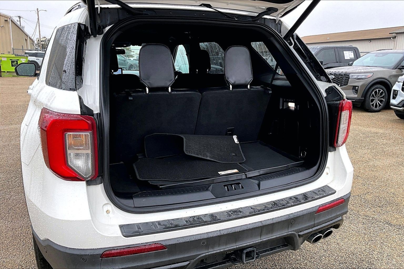 Used 2020 Ford Explorer ST w/ Premium Technology Package image 20