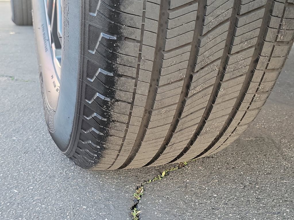 Used 2025 Toyota Tacoma TRD Sport image 28