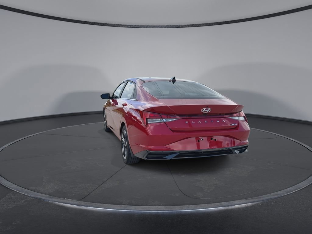 Used 2023 Hyundai Elantra Limited FWD image 7