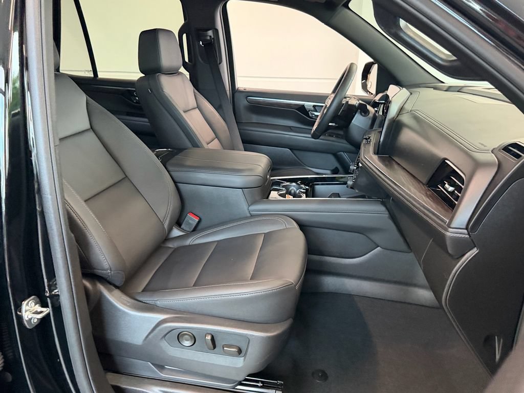 Certified 2026 Chevrolet Tahoe LT RWD image 15