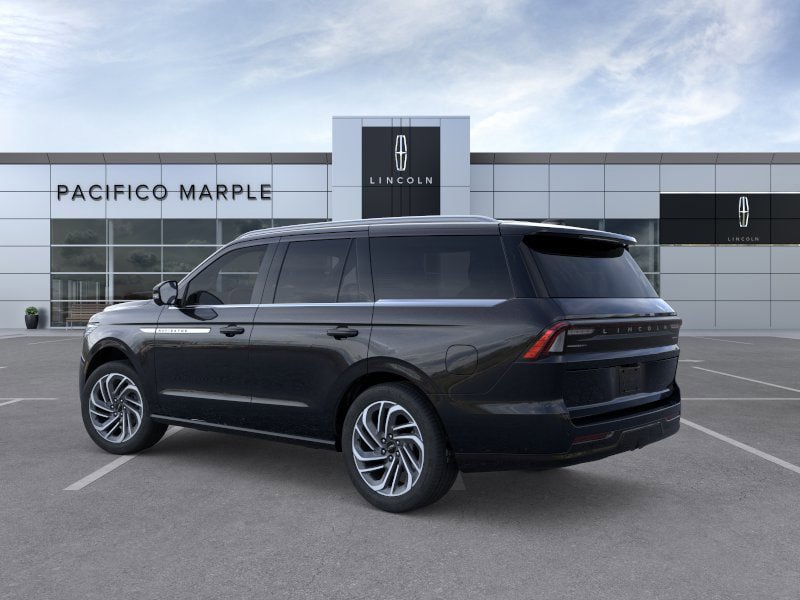 New 2026 Lincoln Navigator Reserve AWD/4WD image 4