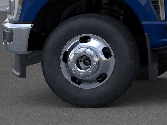 New 2026 Ford F350 XLT image 19