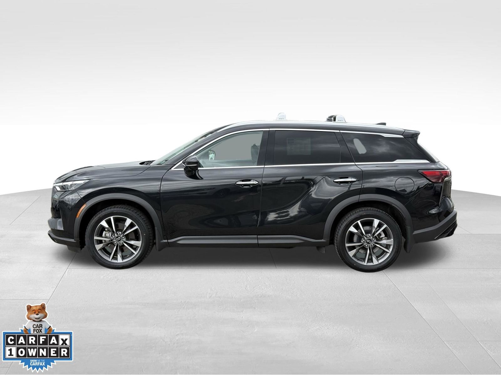 Used 2023 INFINITI QX60 Luxe w/ Performance Audio Package AWD/4WD image 2