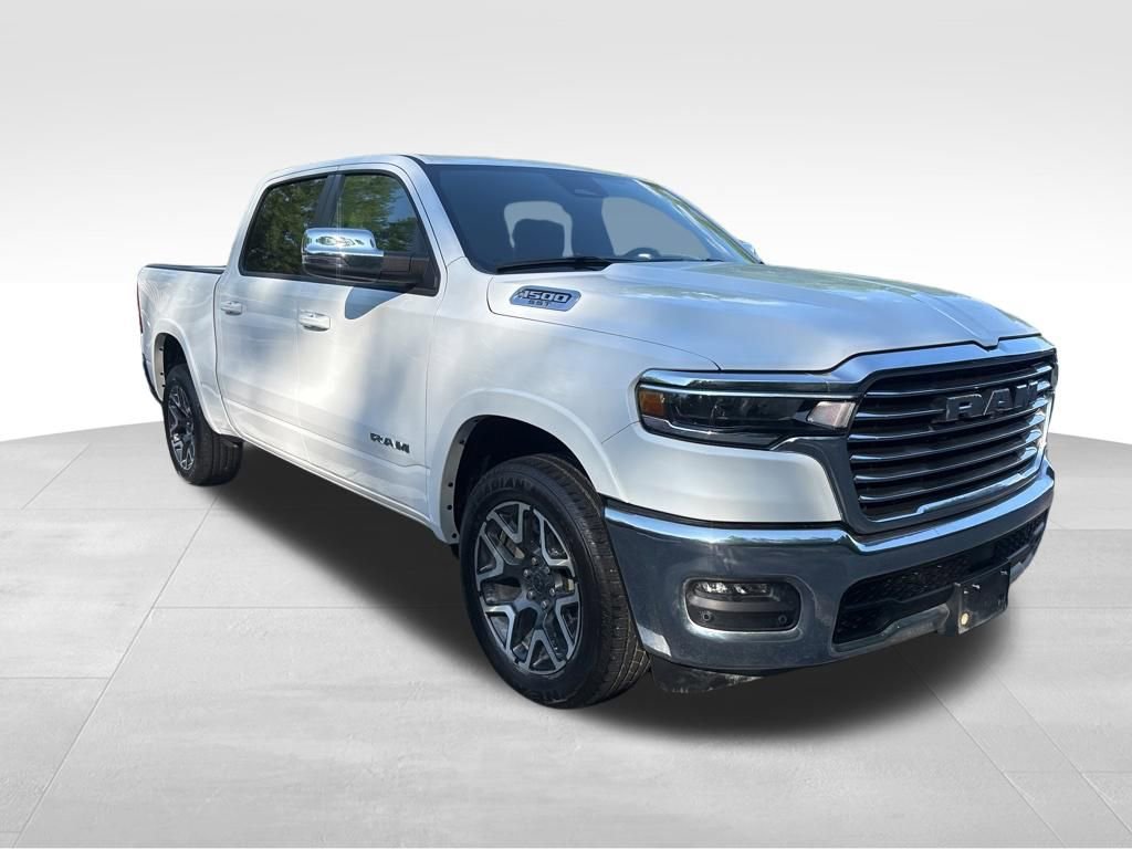 Used 2025 RAM 1500 Laramie image 10