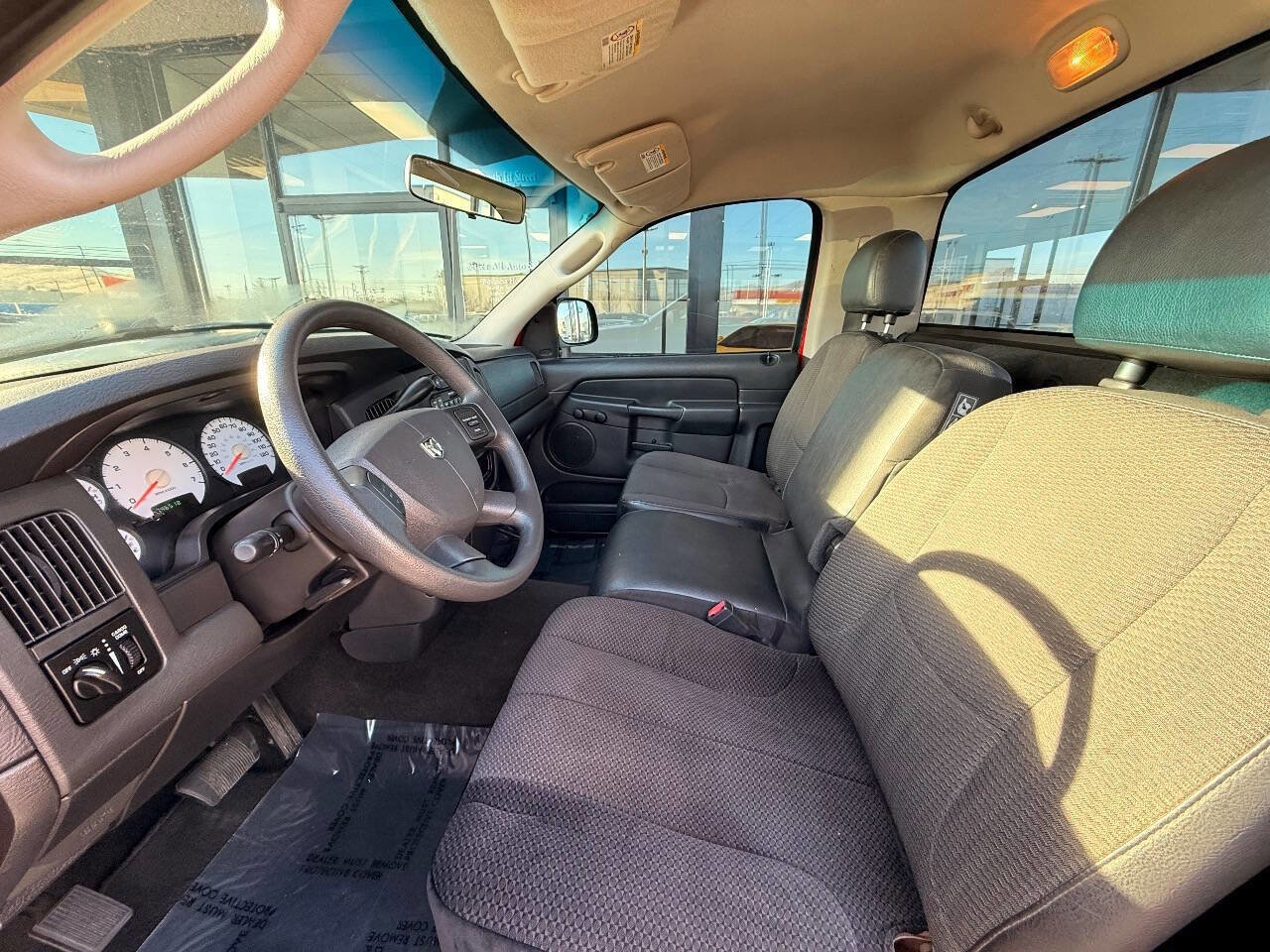 Used 2005 Dodge Ram 1500 Truck ST image 8