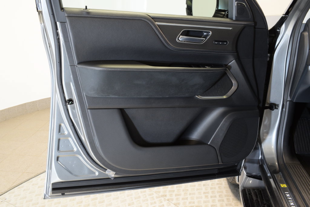 New 2027 INFINITI QX80 Luxe w/ Cargo Package AWD/4WD image 10