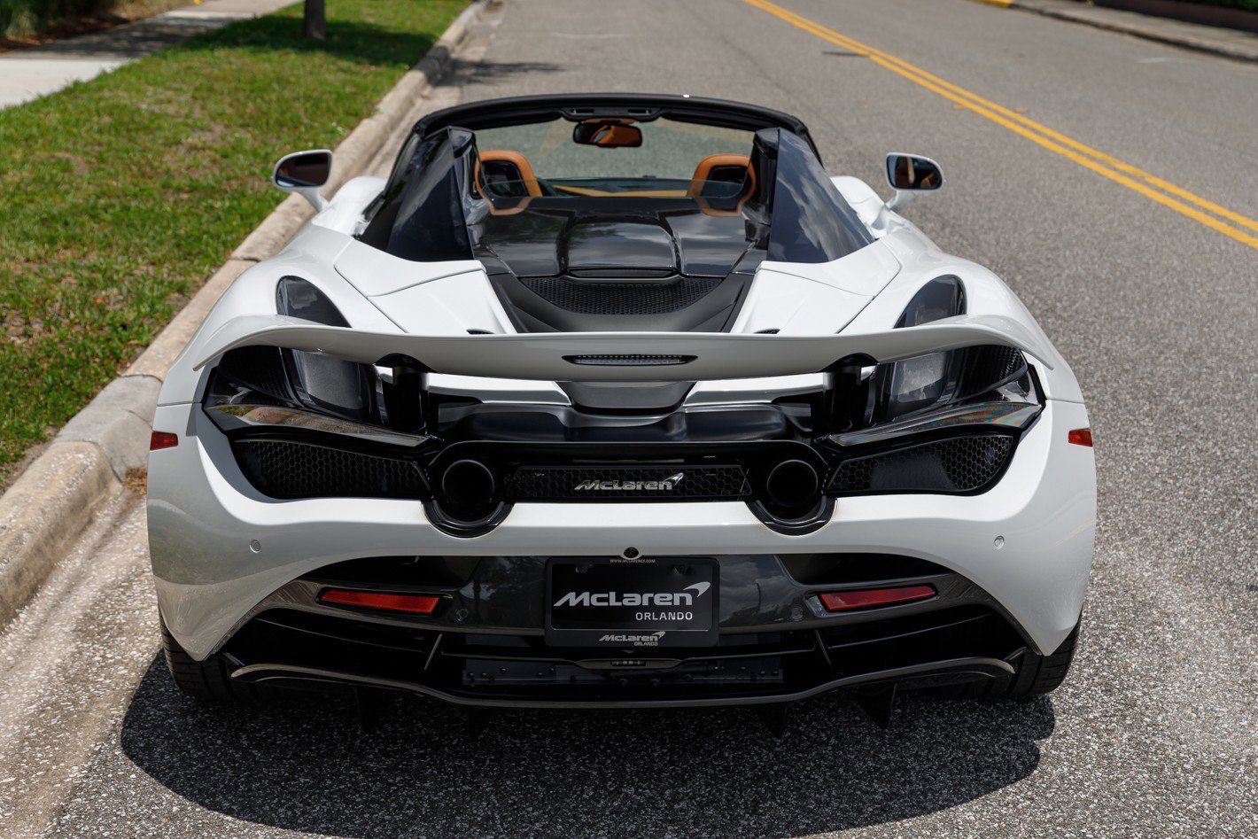 Used 2020 McLaren 720S Spider RWD image 17